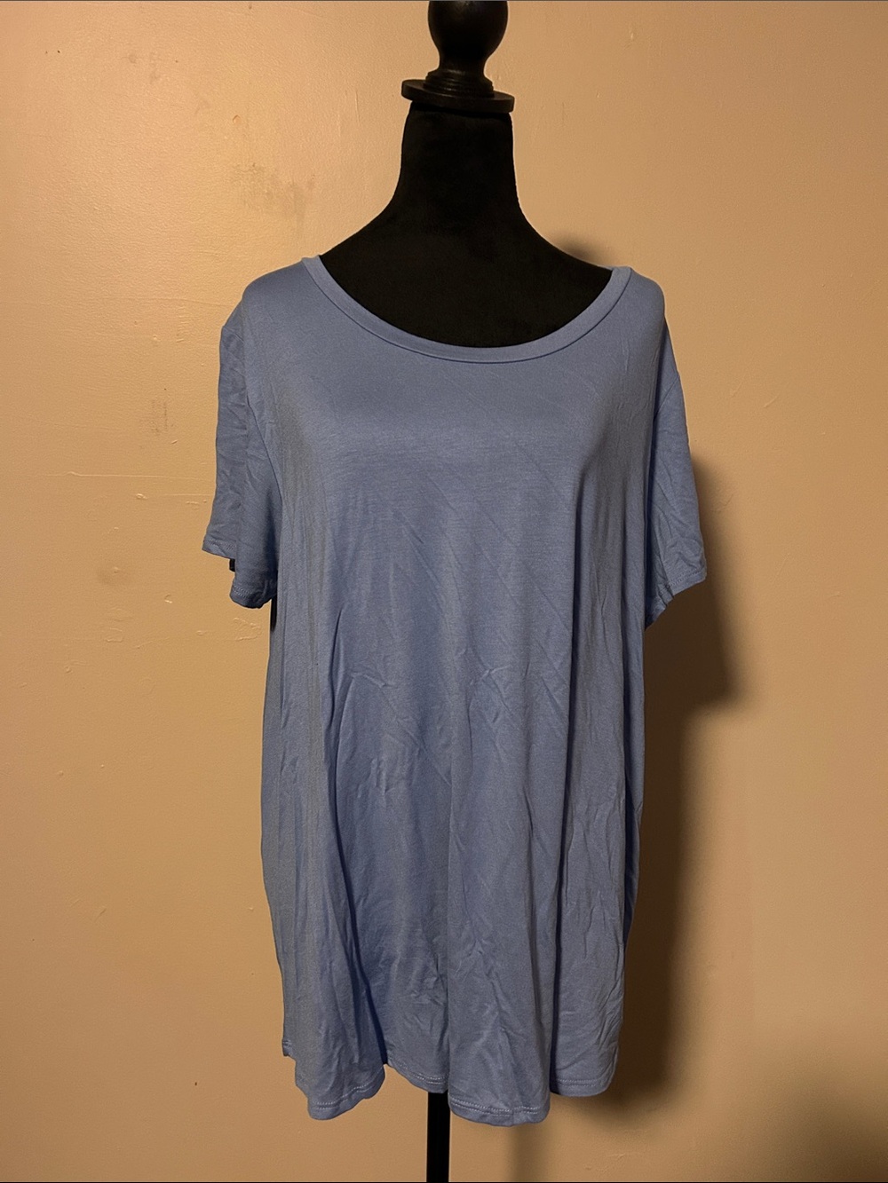 Chris & Carol Light Blue Scoop Neck Short Sleeve Tee